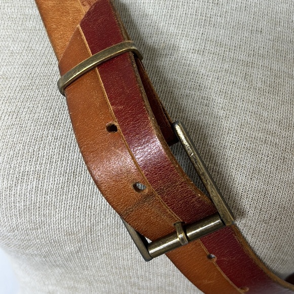 🔹 EuroMetal Two Tone Leather Belt with Brass Buckle - Picture 2 of 7